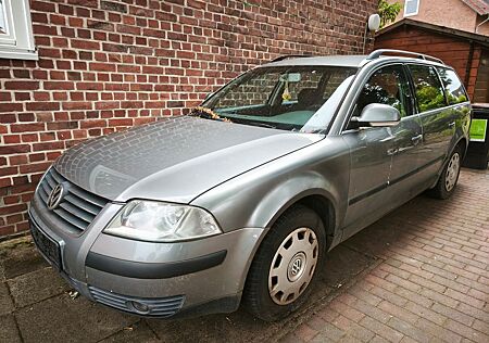 VW Passat Volkswagen 1.9TDI *SHZ*KLİMAAUTOMATİK*TÜV 10/2025*
