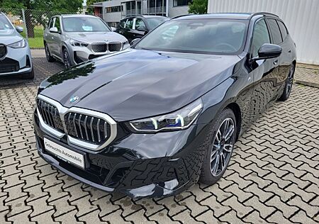 BMW 520 d M-Sport ALLWETTER19'' AHK Sitzbelüf StdHei