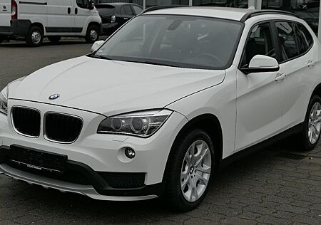 BMW X1 xDrive BiXenon/Sitzheizung/MFL/Navi/PDC