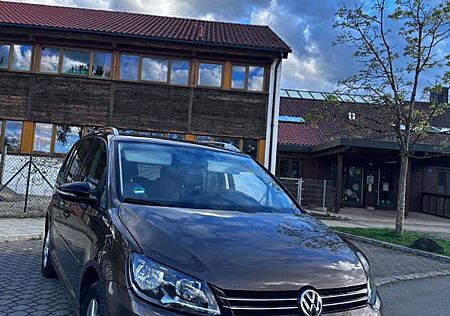 VW Touran Volkswagen 1.4 TSI DSG Style Style
