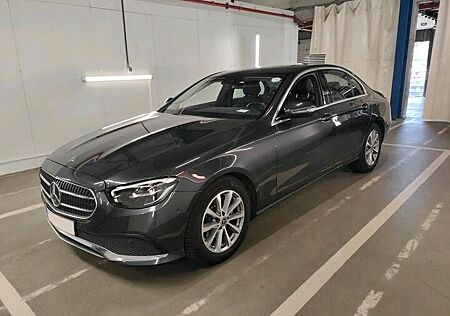 Mercedes-Benz E 200 E200d 1.6 Ltr Avantgarde*Leder*Sitzheizung