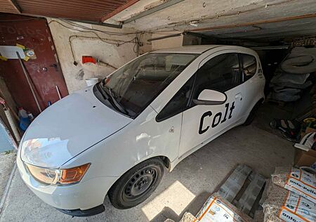 Mitsubishi Colt 1.1 -klein und sparsam