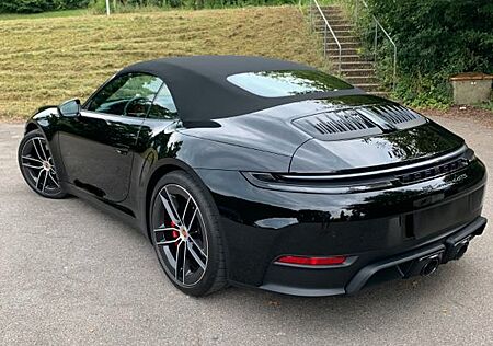 Porsche 992 .2 Carrera 4 GTS Cabriolet Mod. 2026