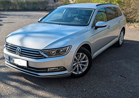 VW Passat Variant Volkswagen 1.4 TSI Comfortline, Service neu