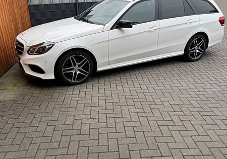 Mercedes-Benz E 220 BlueTEC T BlueEFF. Edition Autom. AMG