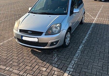 Ford Fiesta 1,6 TDCi Klimaautomatik