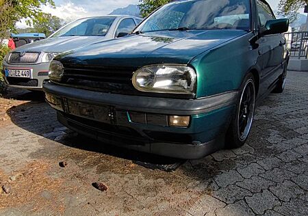 VW Golf Volkswagen 1.8 Standard