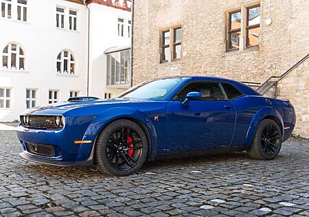 Dodge Challenger 6,4L WIDEBODY SCAT SHAKER ACC H&K KAM