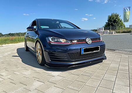 VW Golf Volkswagen 2.0 TSI BMT GTI GTI
