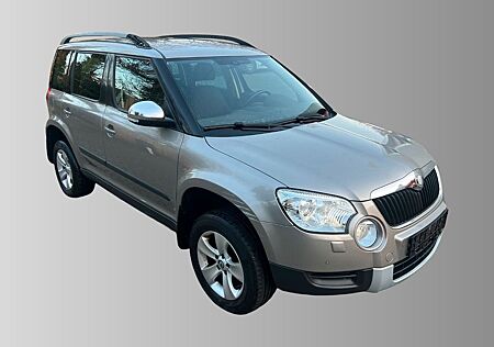 Skoda Yeti 2.0 TDI 4x4/Bi-Xenon/Tempomat/8 x Alu's
