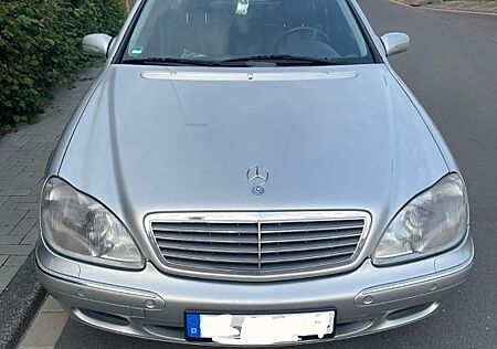 Mercedes-Benz S 320