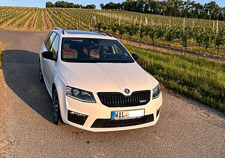 Skoda Octavia 2.0 TDI RS Combi RS