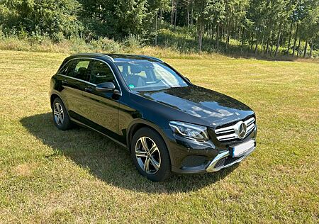 Mercedes-Benz GLC 220 d 4MATIC Autom. /AHK