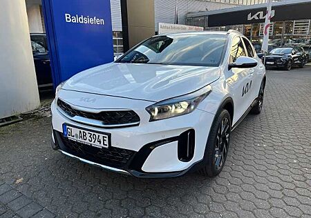 Kia XCeed 1.6 GDI PHEV Platinum, Navi, DAB+