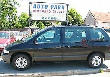 Chrysler Voyager 2.4 SE gepflegt!!! Klima,AHK,Tempomat,