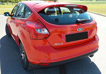 Ford Focus 1,6 EcoBoost 134kW Titanium elek. AHK