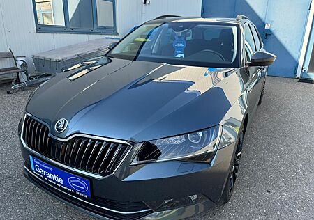 Skoda Superb Combi Ambition DSG HU NEU/Service NEU