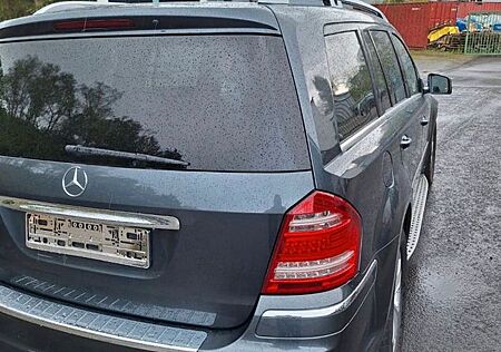 Mercedes-Benz GL 450 4MATIC wenig km