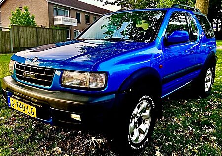 Opel Frontera 2.2 -