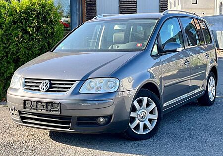 VW Touran Volkswagen 2.0 TDI Highline