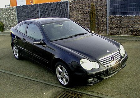 Mercedes-Benz CL 220