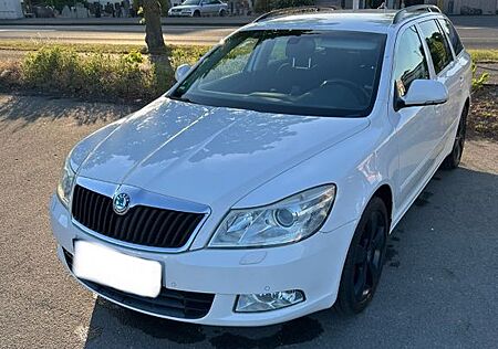 Skoda Octavia 1.8 TSI DSG Elegance Combi Elegance