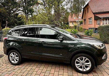 Ford Kuga 1,5 EcoBoost 134kW Titan. Aut. Rechtslenker