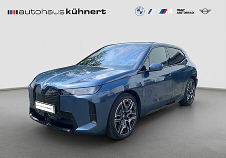 BMW iX xDrive45 ///M-Sport M Sport ACC LED Luftfed.