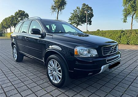 Volvo XC 90 XC90 2.4 D5 AWD 7-Sitze/Xenon/Navi/Leder/SHZ/ALU
