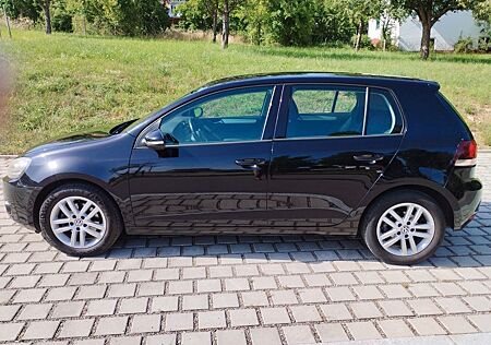 VW Golf Volkswagen 1.4 TSI 90 kW Highline