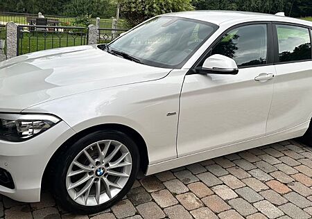 BMW 116i Sport Line Sport Line