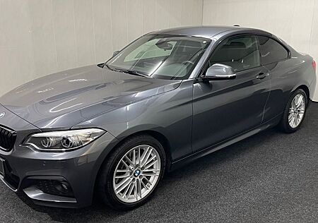 BMW 220 d Coupe M Sport Automatik XENON SHZ NAVI RFK