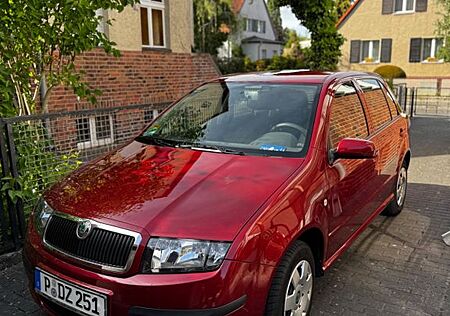 Skoda Fabia 1.4 75 PS / wenig KM / Garagenfahrzeug