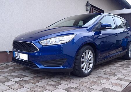 Ford Focus 1,0 EcoBoost 92kW Turnier, PDC, ALU, SH