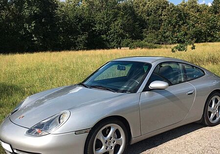 Porsche 996 Carrera 4 Coupé, Schaltgetriebe, TÜV 01.2026