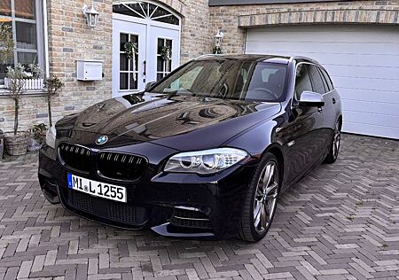 BMW M550d xDrive Touring, Head-Up, Leder, Panorama