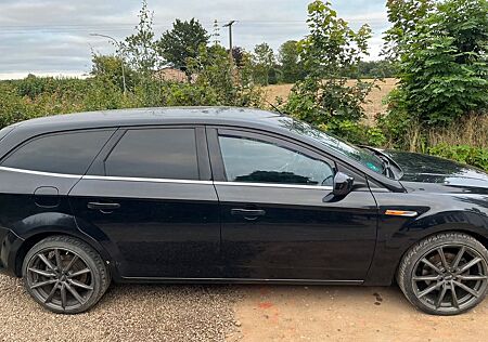 Ford Mondeo 2,0TDCi 103kW DPF Ghia Turnier Ghia
