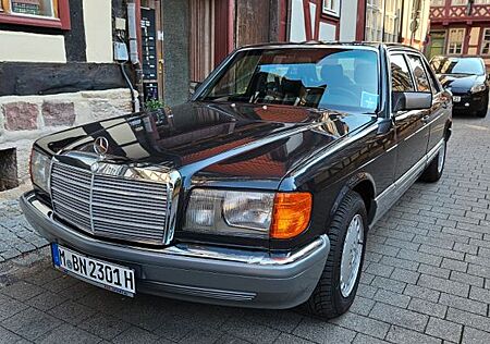 Mercedes-Benz S 300 SEL 300