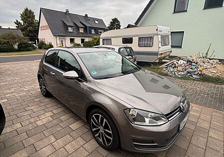 VW Golf Volkswagen 1.2 TSI 63kW BMT Comfortline Comfortline