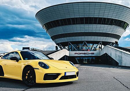 Porsche 992 Carrera 4S Coupé Carrera S