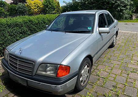 Mercedes-Benz C 180 Esprit