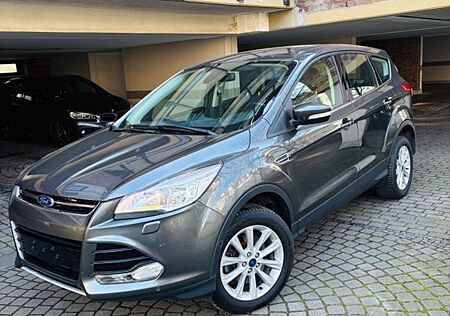 Ford Kuga 2,0 TDCi 4x4 110kW Titanium PowerShift ...