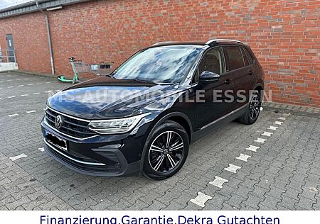 VW Tiguan Volkswagen Active