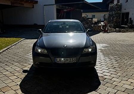 BMW 325i -