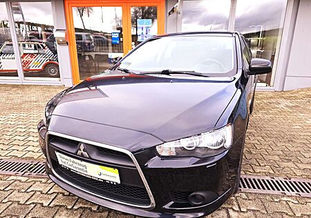 Mitsubishi Lancer 1.8 Sportback Inform