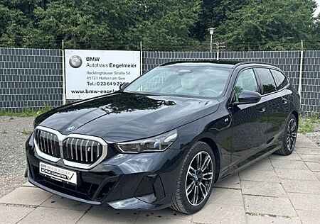 BMW i5 40 eDrive M Sport Touring Glasdach Head-Up !