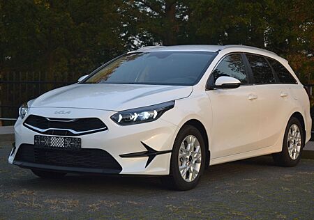 Kia Cee'd Sportswagon 1.5 T-GDi NAVI LED KAM AUTO