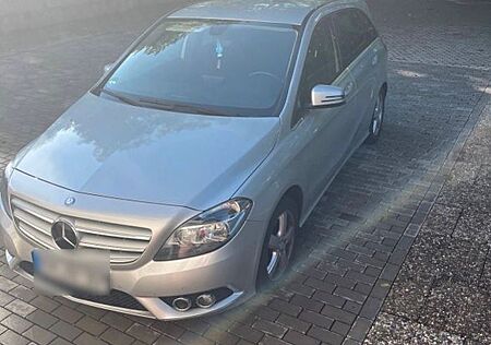 Mercedes-Benz B 180 CDI -