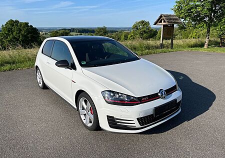 VW Golf Volkswagen 2.0 TSI DSG GTI PERFORMANCE PANORAMAD. + WR