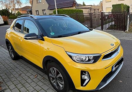 Kia Stonic , Restgarantie, TÜV bis 03/2027, Gepflekt